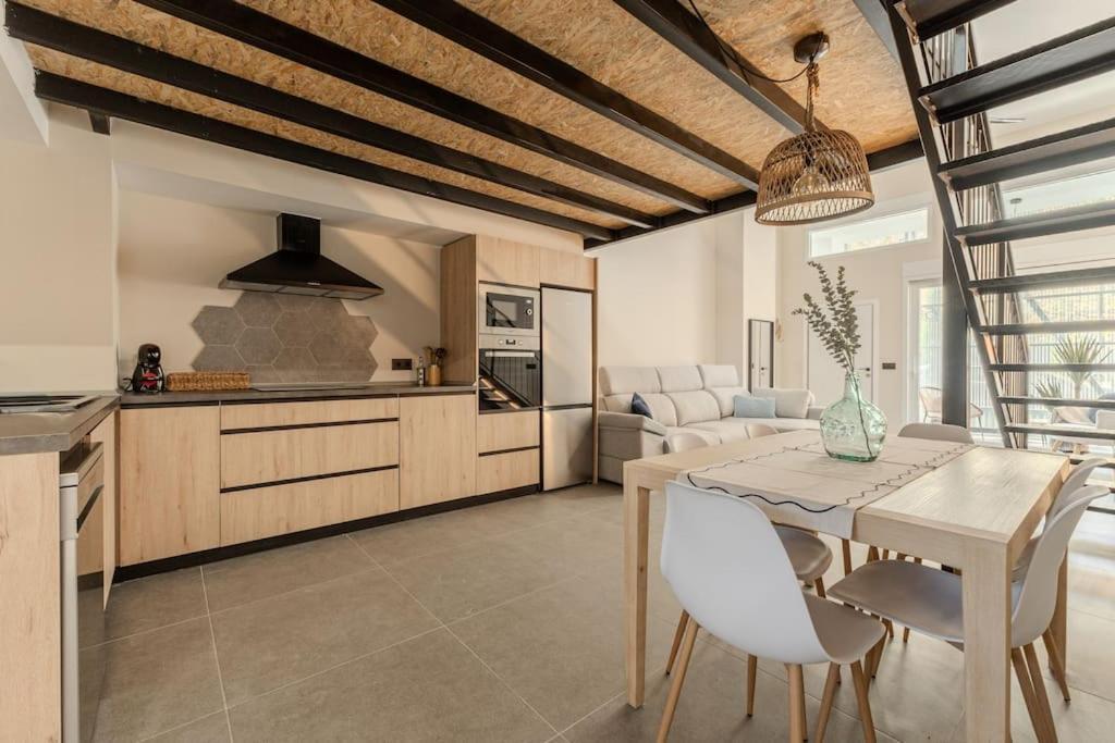 La Suite Mediterranea - Housevanlive Валенсия Екстериор снимка