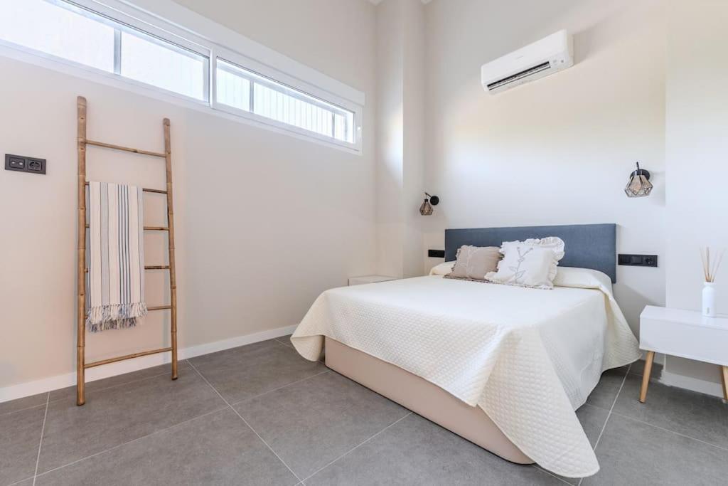 La Suite Mediterranea - Housevanlive Валенсия Екстериор снимка